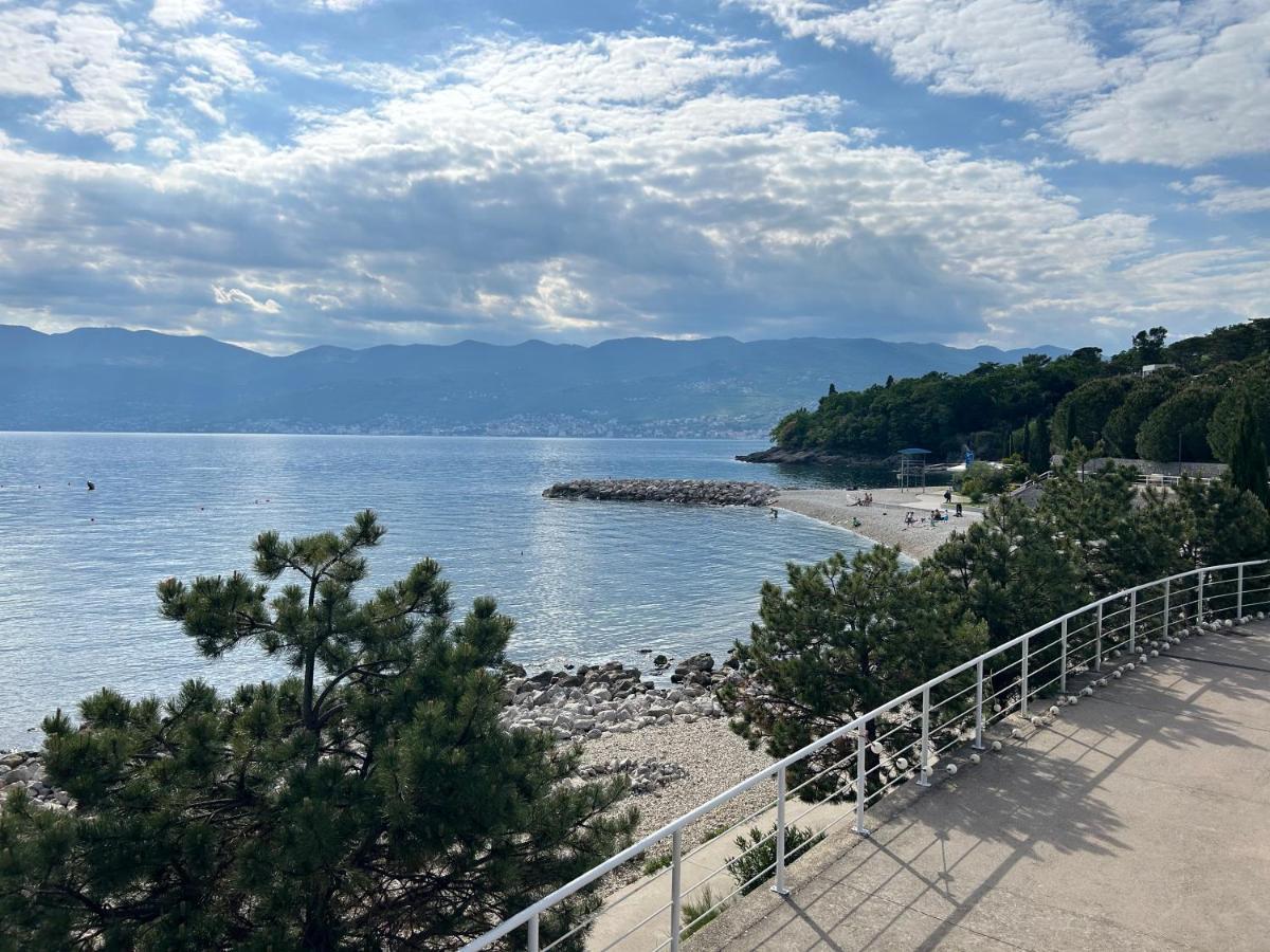 Apartment Bivio Rijeka Exteriör bild